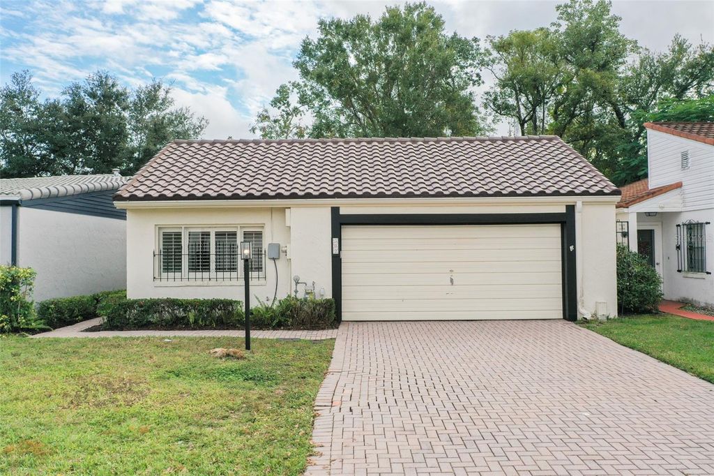 302 LA SERENA, Winter Haven, FL 33884