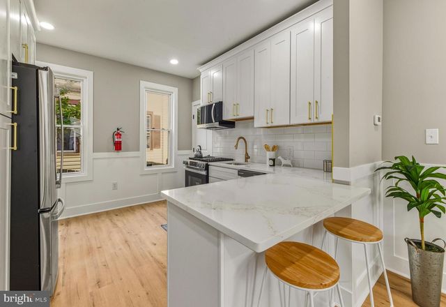 109 FRAZER AVE, Collingswood, NJ 08108