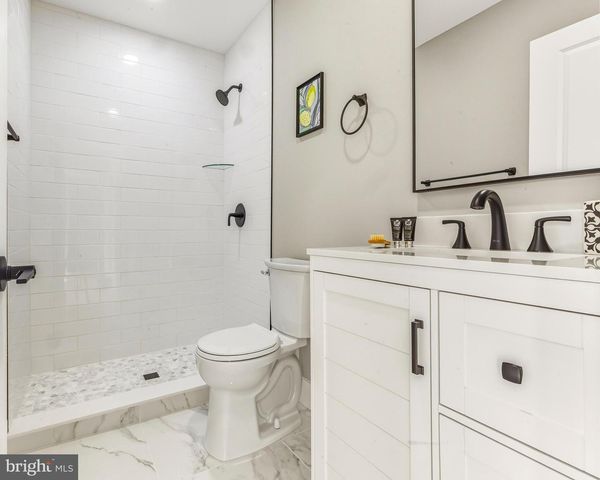 109 FRAZER AVE, Collingswood, NJ 08108