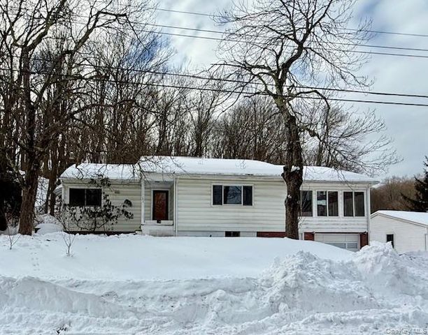 7 Christopher Avenue, Highland, NY 12528