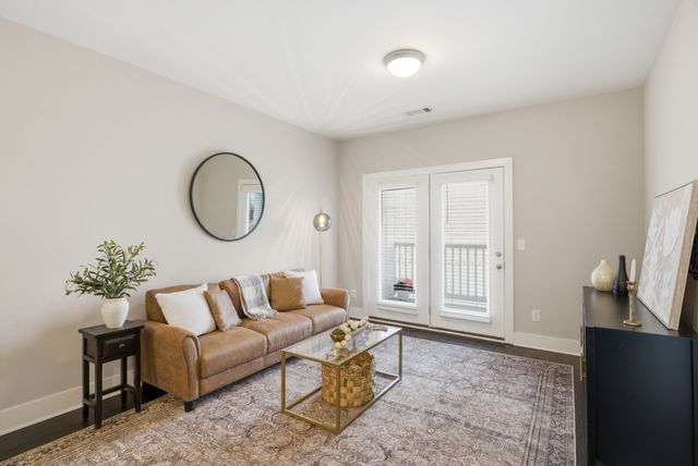 934 Governors Ct Apt 202, Antioch, TN 37013