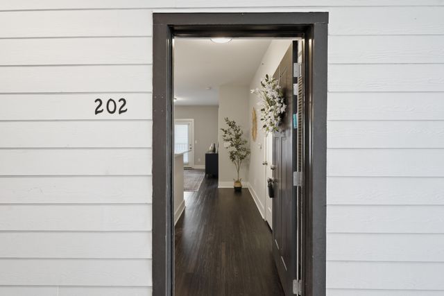 934 Governors Ct Apt 202, Antioch, TN 37013