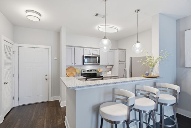 934 Governors Ct Apt 202, Antioch, TN 37013