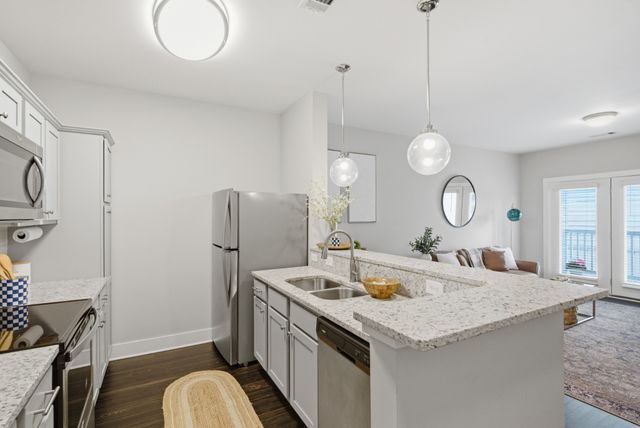 934 Governors Ct Apt 202, Antioch, TN 37013