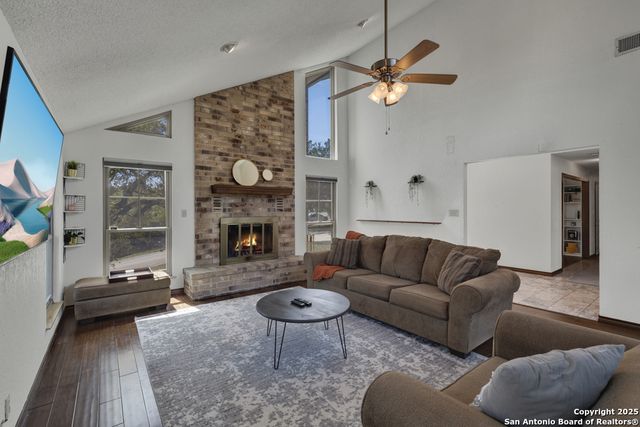 7 Moss Rock, New Braunfels, TX 78130