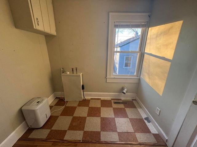 2154 E Cairo Street, Springfield, MO 65802