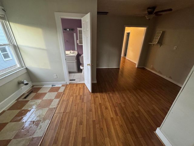 2154 E Cairo Street, Springfield, MO 65802