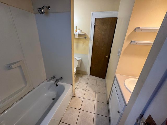 2154 E Cairo Street, Springfield, MO 65802