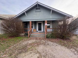 2154 E Cairo Street, Springfield, MO 65802