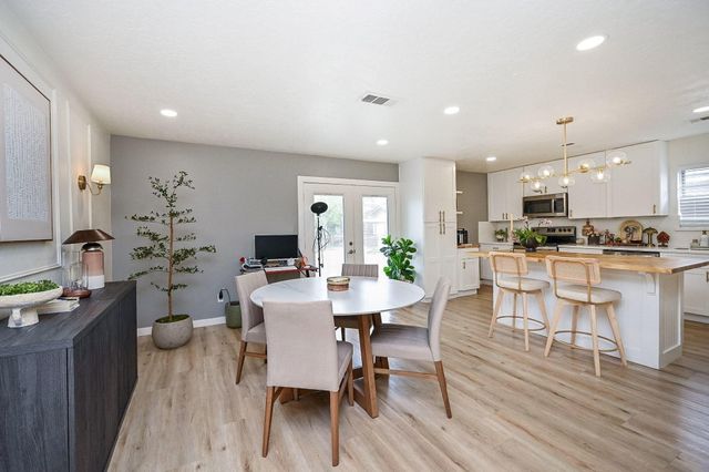 4827 Knotty Oaks Trail, Houston, TX 77045