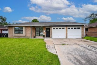 4827 Knotty Oaks Trail, Houston, TX 77045