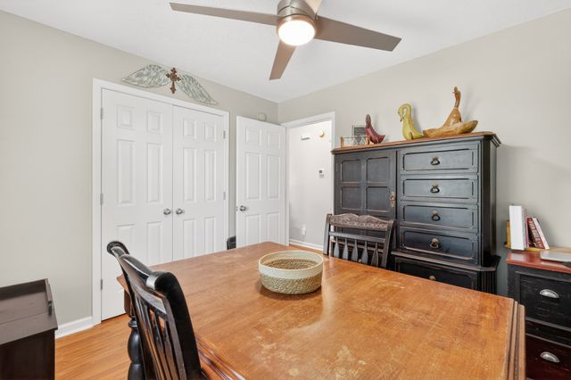 117 Pebble Brook Dr, Murfreesboro, TN 37127