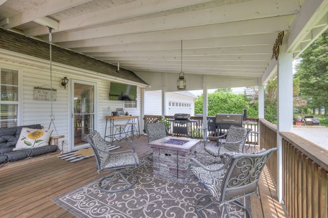 117 Pebble Brook Dr, Murfreesboro, TN 37127