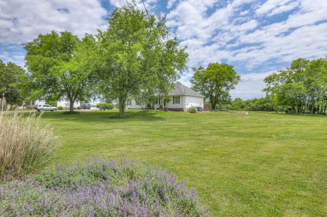 117 Pebble Brook Dr, Murfreesboro, TN 37127