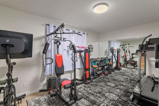 1051 NE Pepperwood Drive, Grants Pass, OR 97526