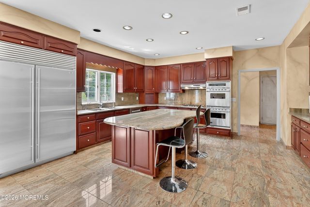 9 Colony Drive, Marlboro, NJ 07746