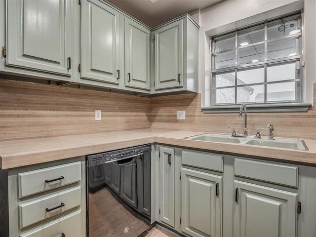 3501 Wynn Circle, Edmond, OK 73013