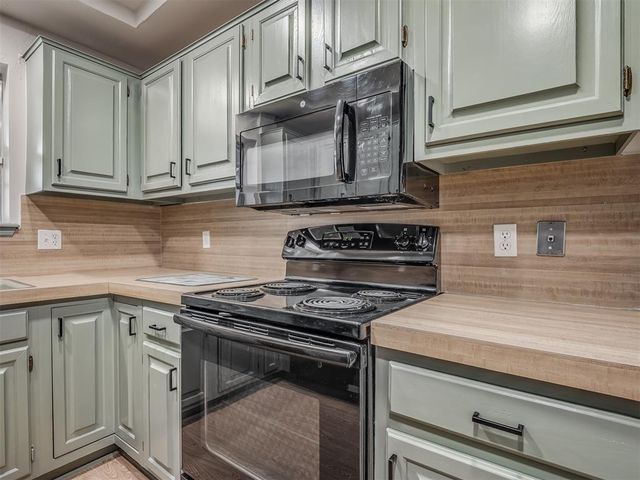 3501 Wynn Circle, Edmond, OK 73013