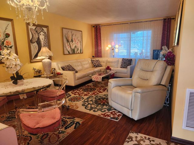 2400 NE 1st Lane 206, Boynton Beach, FL 33435