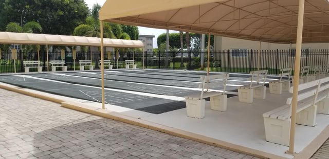 2400 NE 1st Lane 206, Boynton Beach, FL 33435