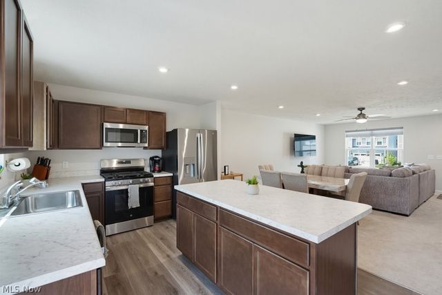 232 Cumberland Trail, Seville, OH 44273