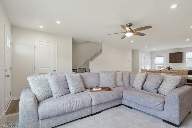 232 Cumberland Trail, Seville, OH 44273