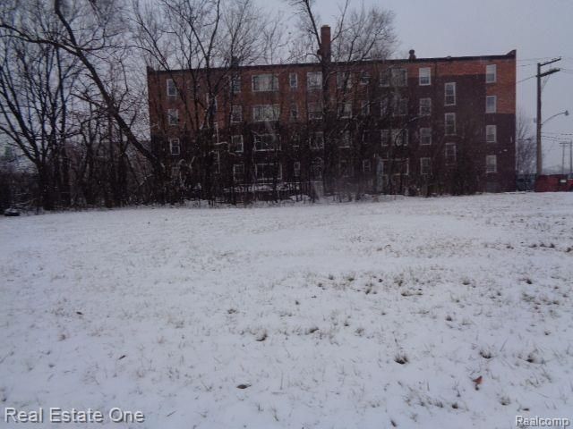 2691 Rochester Street, Detroit, MI 48206