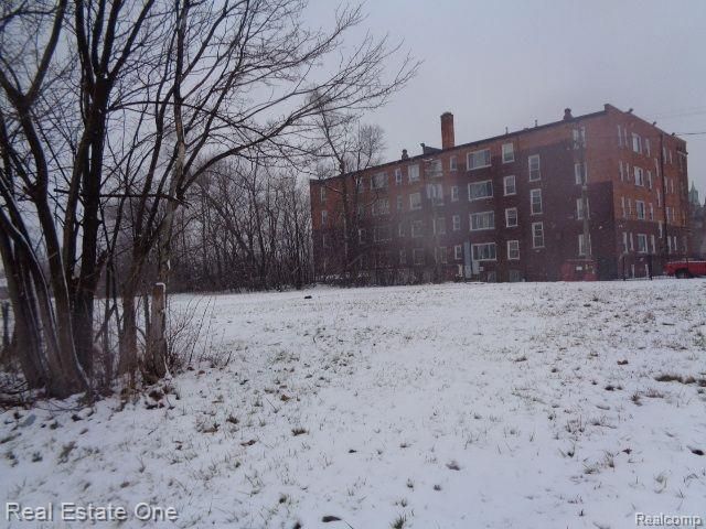 2691 Rochester Street, Detroit, MI 48206