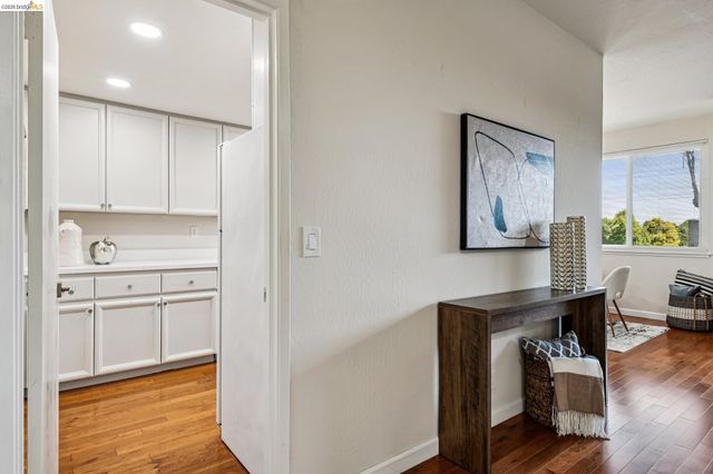 3769 Stoneglen North, Richmond, CA 94806