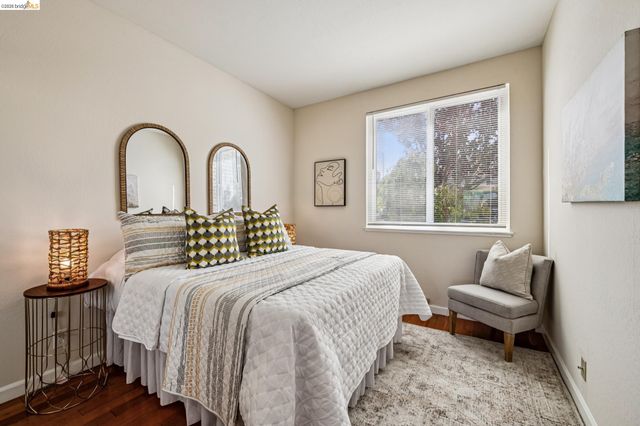 3769 Stoneglen North, Richmond, CA 94806