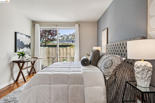 3769 Stoneglen North, Richmond, CA 94806