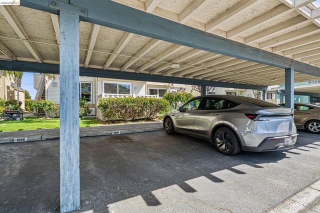 3769 Stoneglen North, Richmond, CA 94806