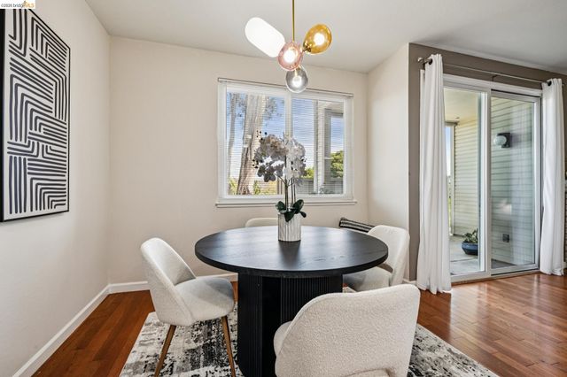 3769 Stoneglen North, Richmond, CA 94806