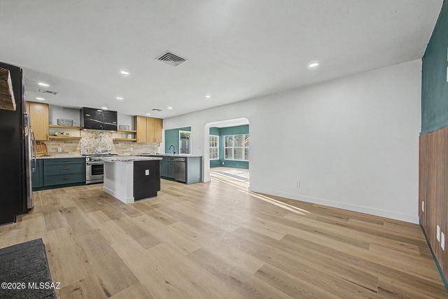 333 E Florence Road, Tucson, AZ 85704