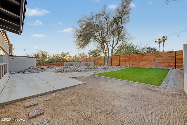 333 E Florence Road, Tucson, AZ 85704