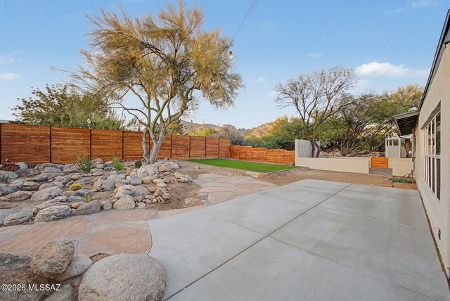 333 E Florence Road, Tucson, AZ 85704