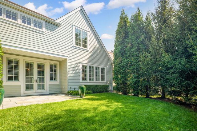 37 Kensett Lane 37, Darien, CT 06820