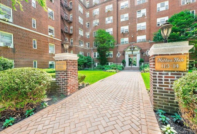 113-14 72nd Road 2J, Forest Hills, NY 11375