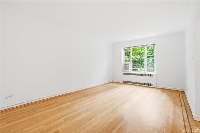 113-14 72nd Road 2J, Forest Hills, NY 11375