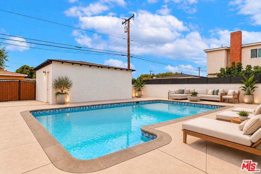 4047 Artesia Boulevard, Torrance, CA 90504 — photo 3