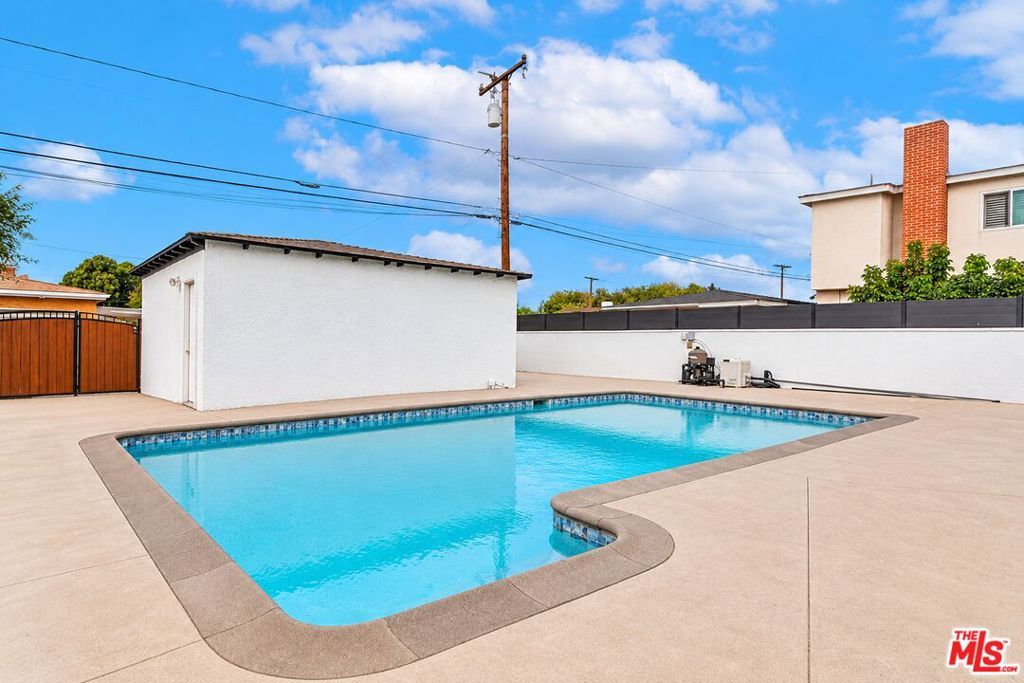 4047 Artesia Boulevard, Torrance, CA 90504 — photo 4
