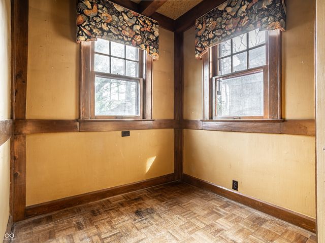 5235 Central Avenue, Indianapolis, IN 46220