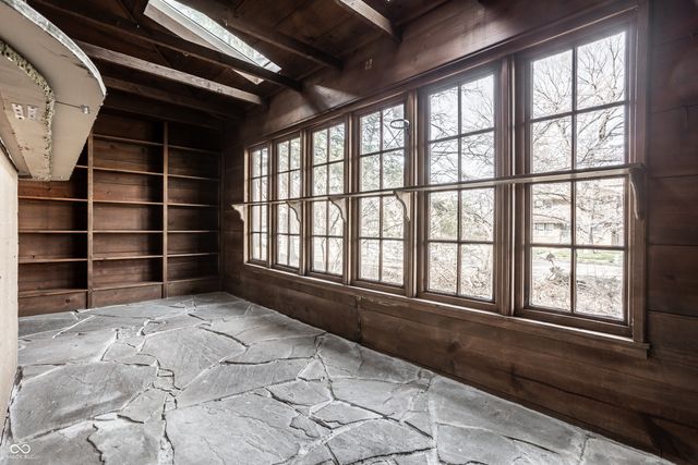 5235 Central Avenue, Indianapolis, IN 46220