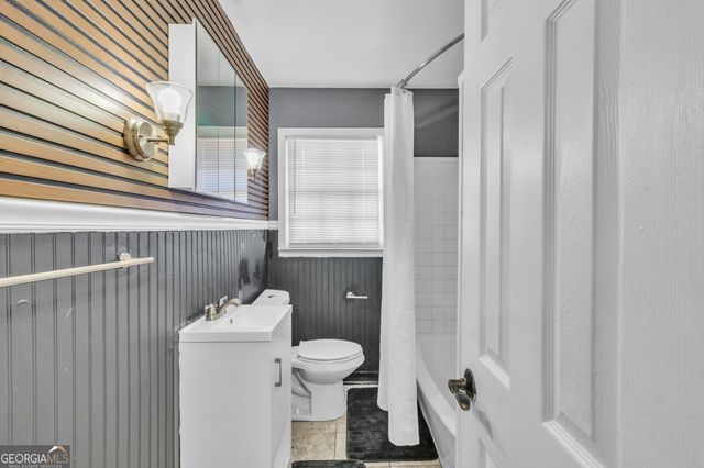 2958 Holcomb Court, East Point, GA 30344