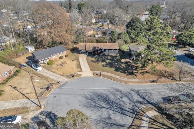 2958 Holcomb Court, East Point, GA 30344