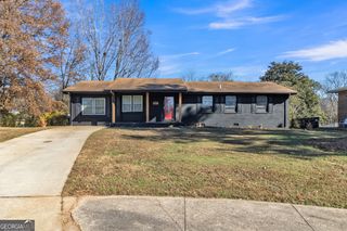 2958 Holcomb Court, East Point, GA 30344