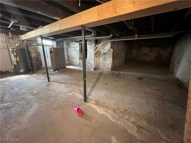 9407 Benham Avenue, Cleveland, OH 44105