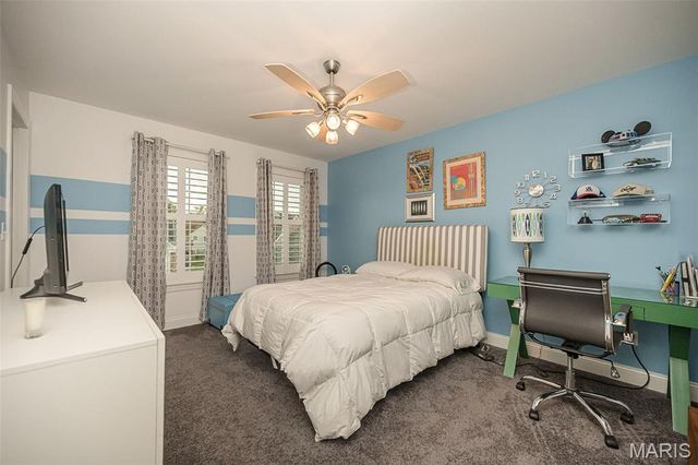 46 Heritage Pointe Circle, Fenton, MO 63026