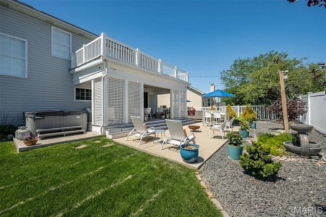 46 Heritage Pointe Circle, Fenton, MO 63026
