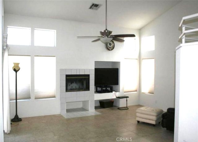 2767 Redington, Palmdale, CA 93551